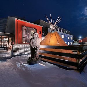 Svalbard Hotell | Polfareren